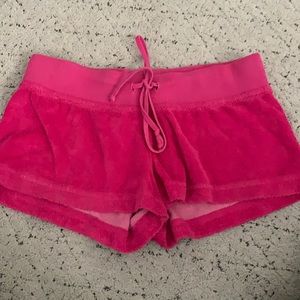 Hard tail shorts